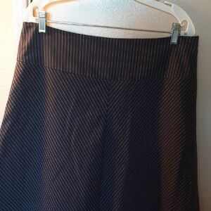 Betabrand Black and White Pinstripe, Career, Traveling Knee Leight Skort.